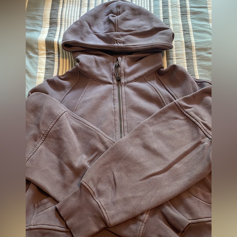 Lululemon Oversized Scuba